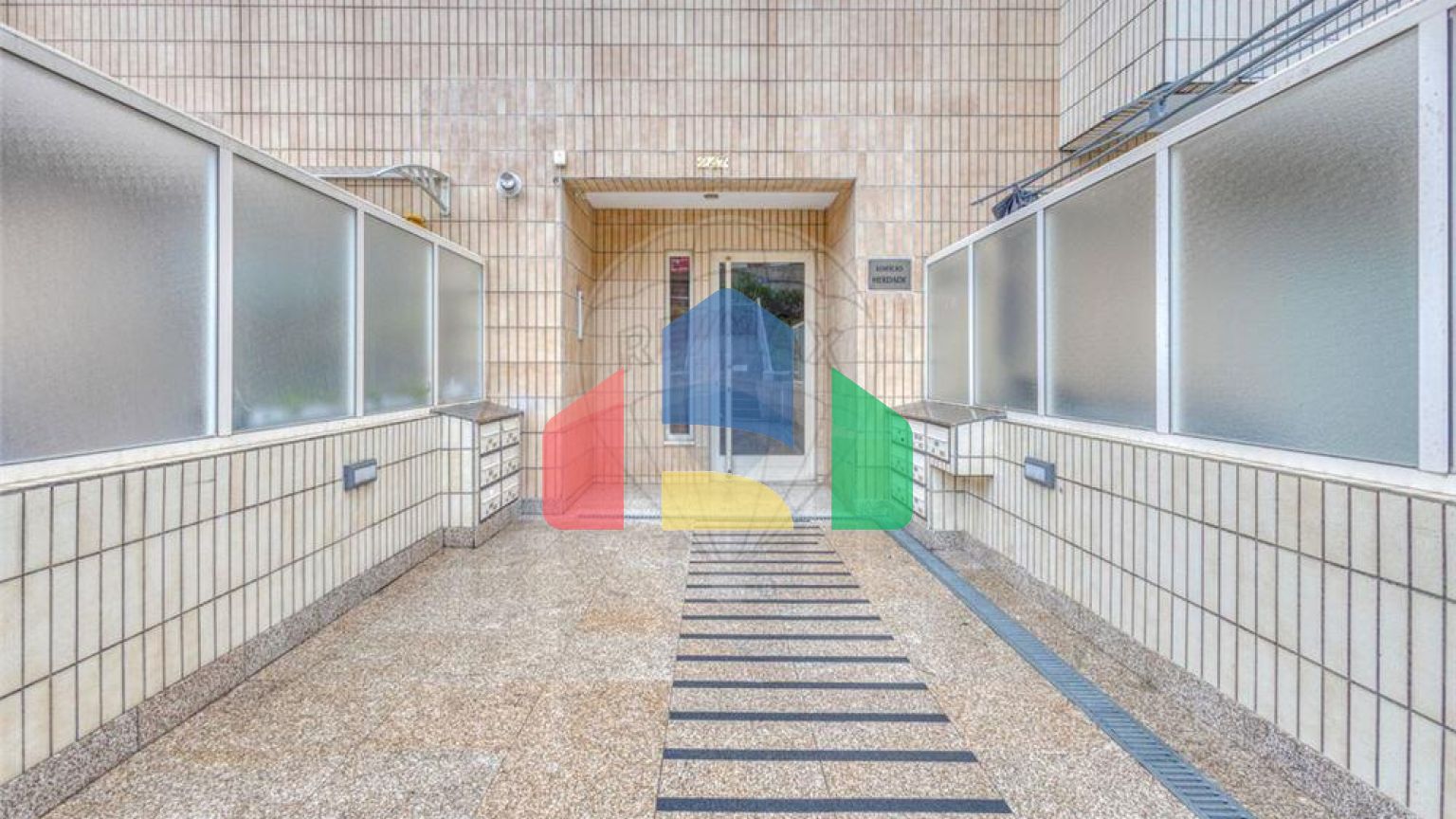 Residential - Condo/Apartment - T3 - Oliveira do Douro, Vila Nova de Gaia - PT