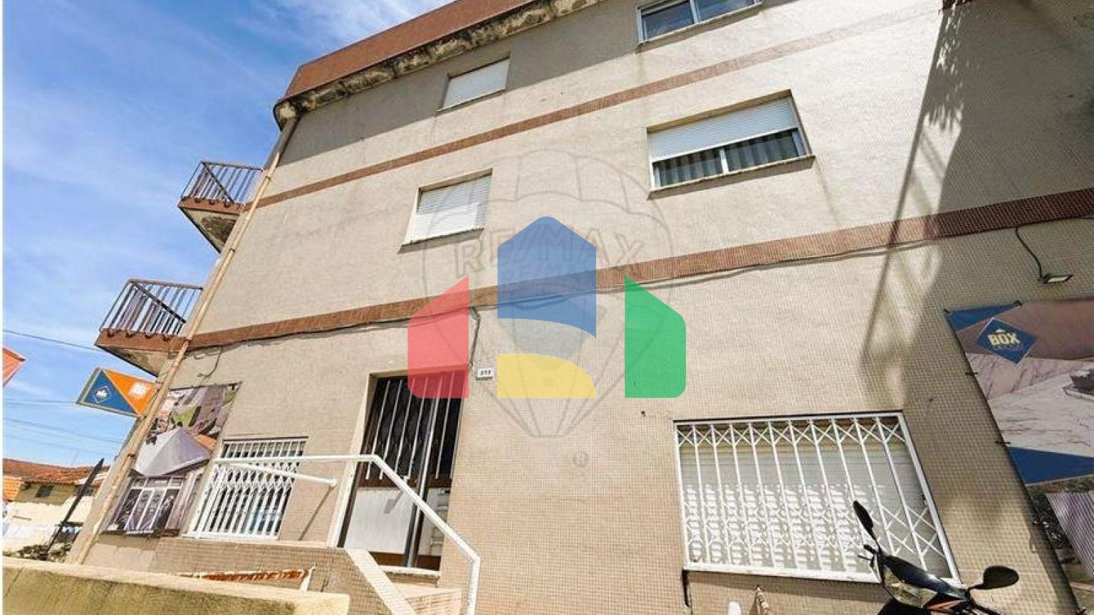 Residential - Condo/Apartment - T2 - Oliveira do Douro, Vila Nova de Gaia - PT