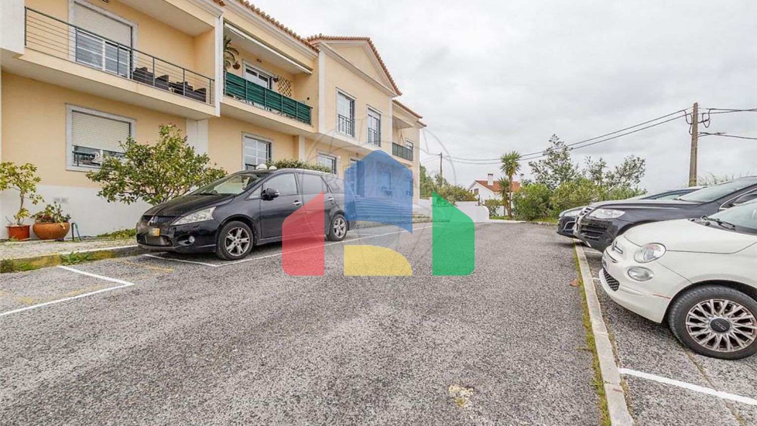 Residential - Condo/Apartment - T2 - Igreja Nova e Cheleiros, Mafra - PT