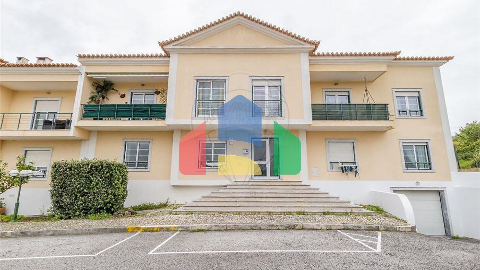 Residential - Condo/Apartment - T2 - Igreja Nova e Cheleiros, Mafra - PT