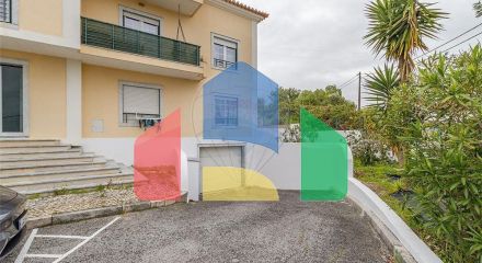 Residential - Condo/Apartment - T2 - Igreja Nova e Cheleiros, Mafra - PT