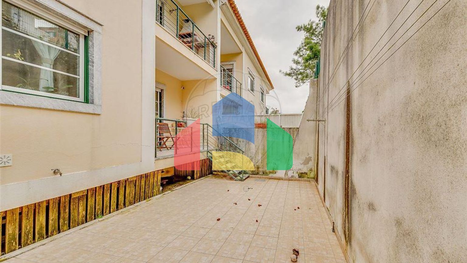 Residential - Condo/Apartment - T2 - Igreja Nova e Cheleiros, Mafra - PT