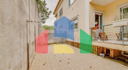 Residential - Condo/Apartment - T2 - Igreja Nova e Cheleiros, Mafra - PT