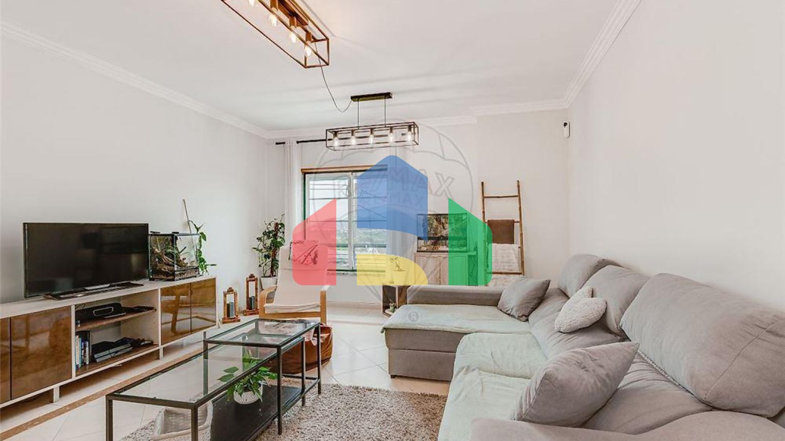 Residential - Condo/Apartment - T2 - Igreja Nova e Cheleiros, Mafra - PT