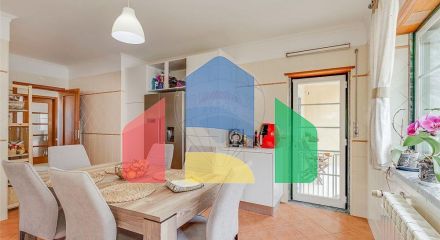 Residential - Condo/Apartment - T2 - Igreja Nova e Cheleiros, Mafra - PT