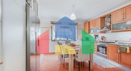 Residential - Condo/Apartment - T2 - Igreja Nova e Cheleiros, Mafra - PT