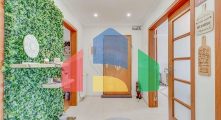 Residential - Condo/Apartment - T2 - Igreja Nova e Cheleiros, Mafra - PT