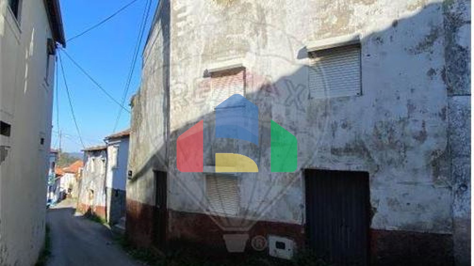 Residential - Single Family Home - T3 - Miranda do Corvo, Miranda do Corvo - PT