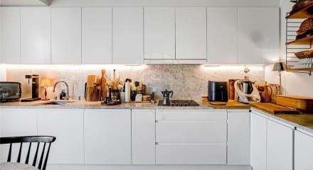 Residential - Condo/Apartment - T3 - Campo de Ourique, Lisbon - PT