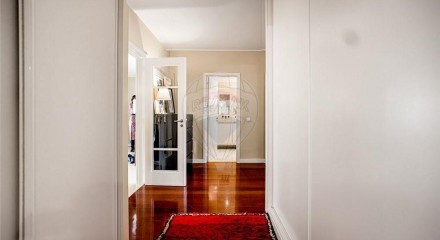 Residential - Condo/Apartment - T3 - Campo de Ourique, Lisbon - PT