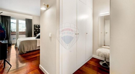 Residential - Condo/Apartment - T3 - Campo de Ourique, Lisbon - PT