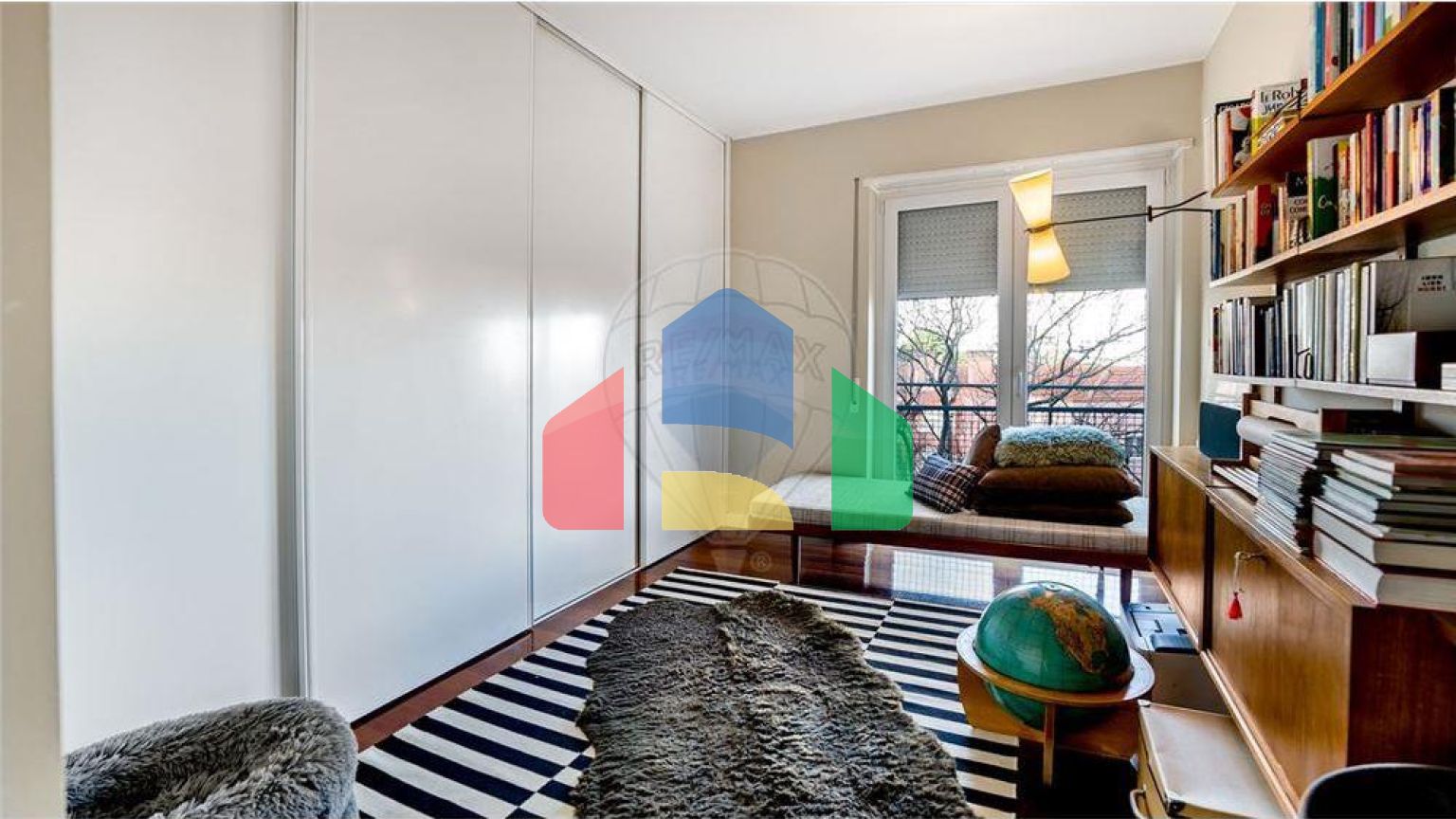 Residential - Condo/Apartment - T3 - Campo de Ourique, Lisbon - PT