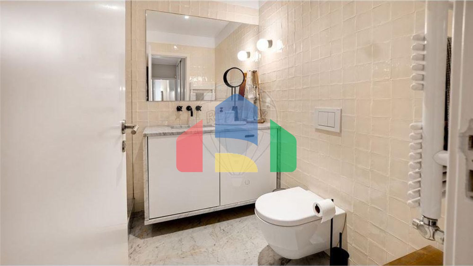 Residential - Condo/Apartment - T3 - Campo de Ourique, Lisbon - PT