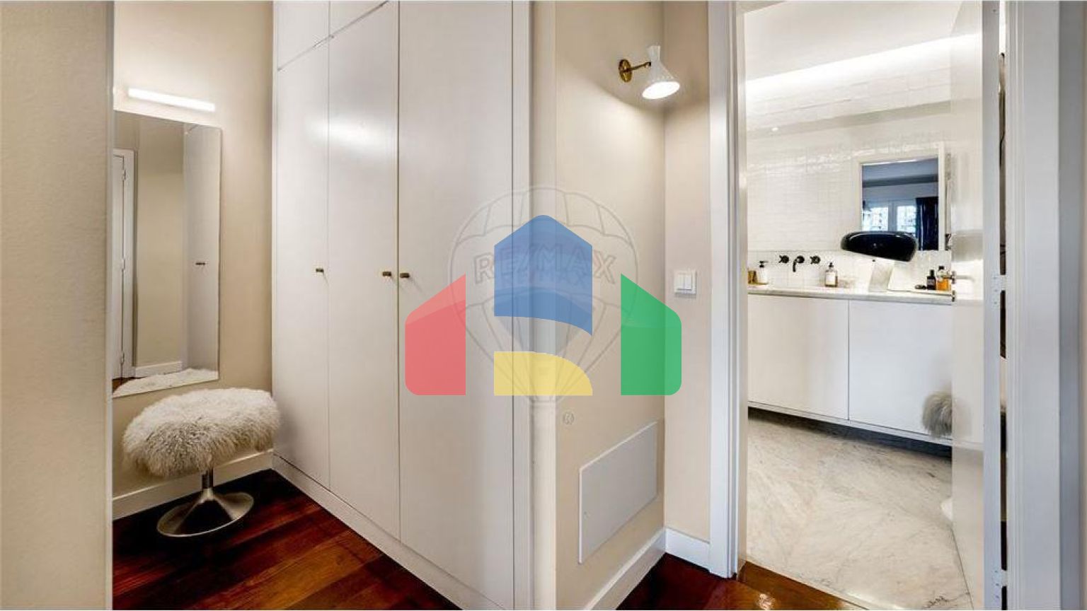 Residential - Condo/Apartment - T3 - Campo de Ourique, Lisbon - PT