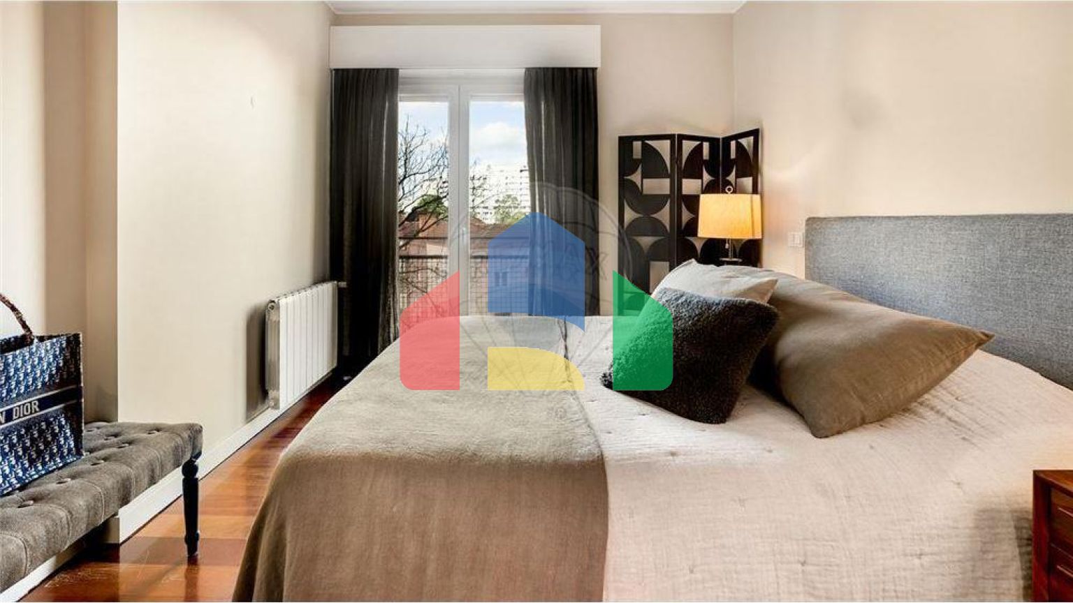 Residential - Condo/Apartment - T3 - Campo de Ourique, Lisbon - PT