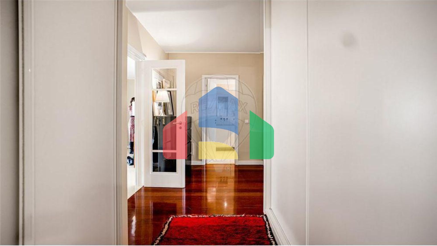 Residential - Condo/Apartment - T3 - Campo de Ourique, Lisbon - PT