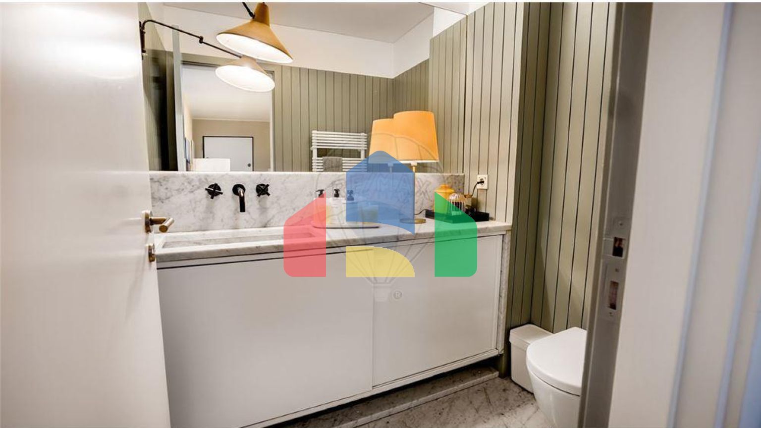 Residential - Condo/Apartment - T3 - Campo de Ourique, Lisbon - PT