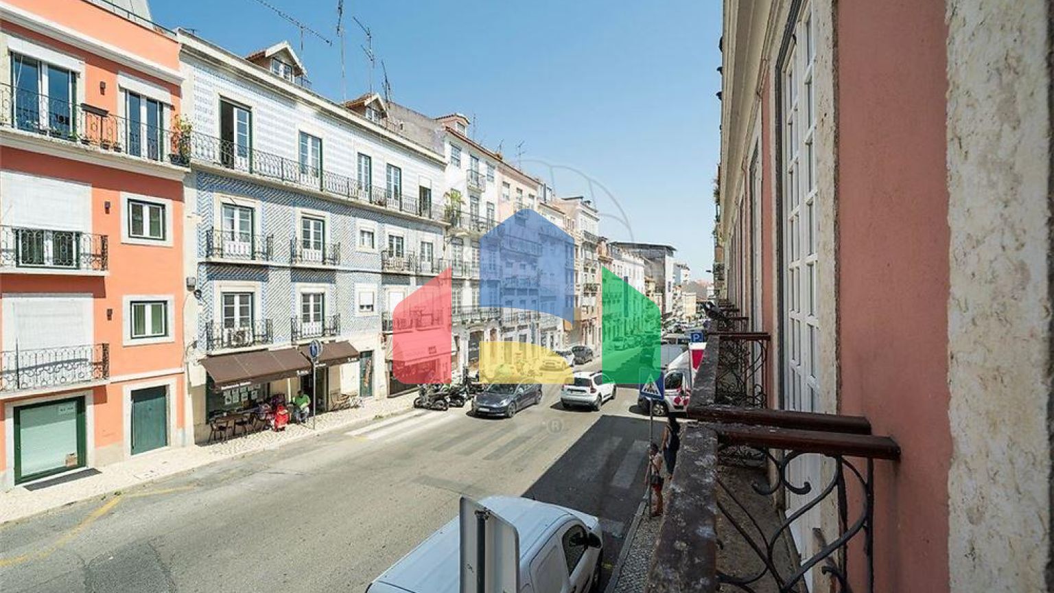 Residential - Condo/Apartment - T3 - Campo de Ourique, Lisbon - PT