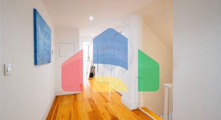 Residential - Condo/Apartment - T3 - Campo de Ourique, Lisbon - PT