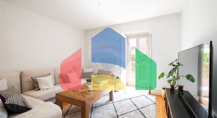Residential - Condo/Apartment - T3 - Campo de Ourique, Lisbon - PT