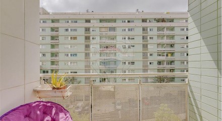 Residential - Condo/Apartment - T3 - Santa Clara, Lisbon - PT