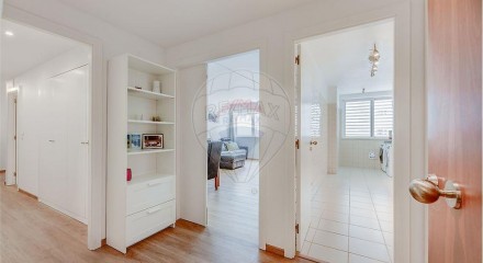 Residential - Condo/Apartment - T3 - Santa Clara, Lisbon - PT