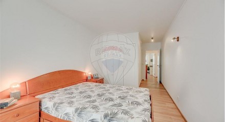 Residential - Condo/Apartment - T3 - Santa Clara, Lisbon - PT