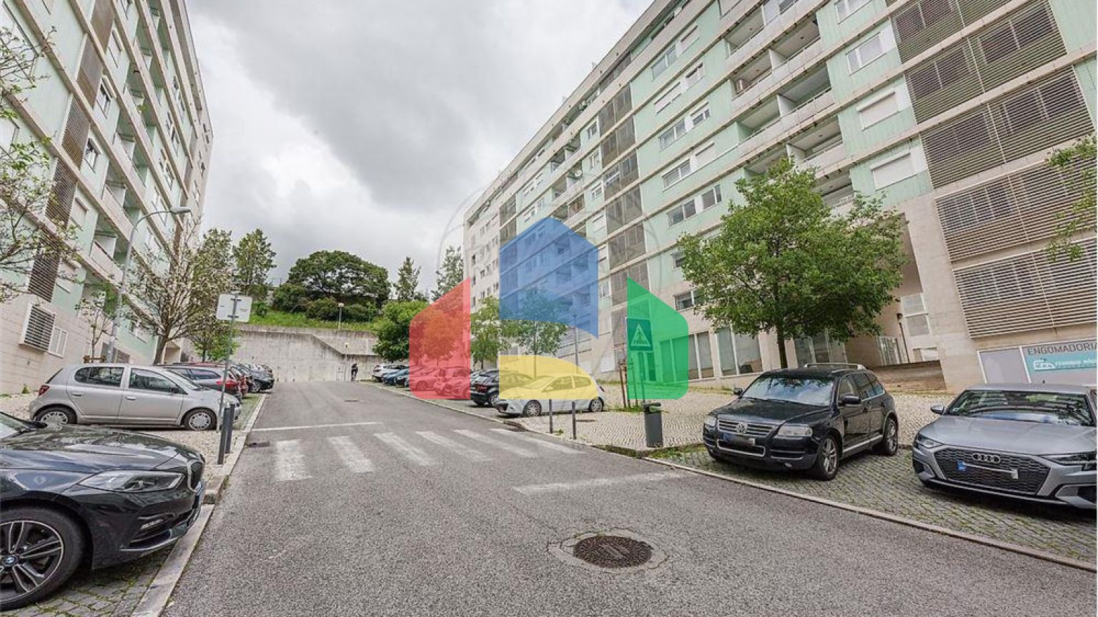 Residential - Condo/Apartment - T3 - Santa Clara, Lisbon - PT