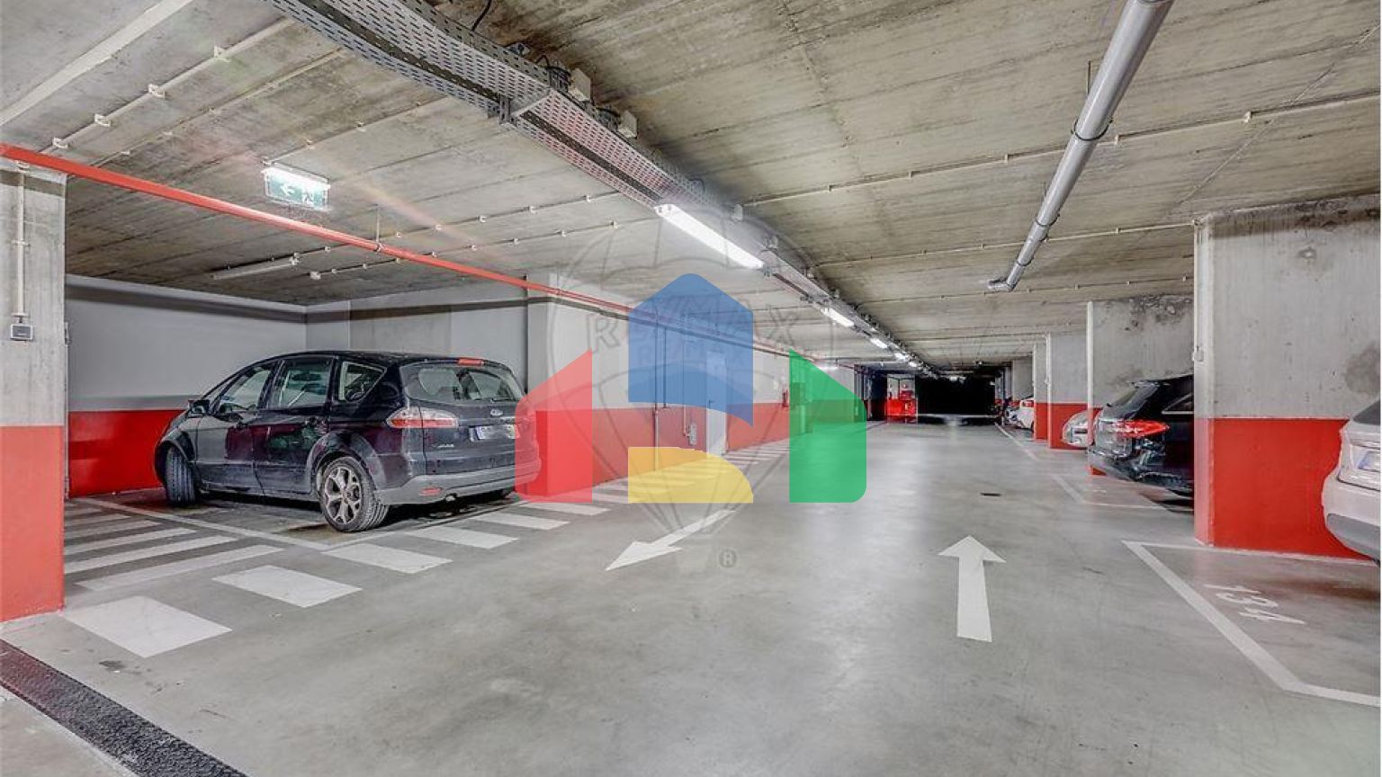 Residential - Condo/Apartment - T3 - Santa Clara, Lisbon - PT