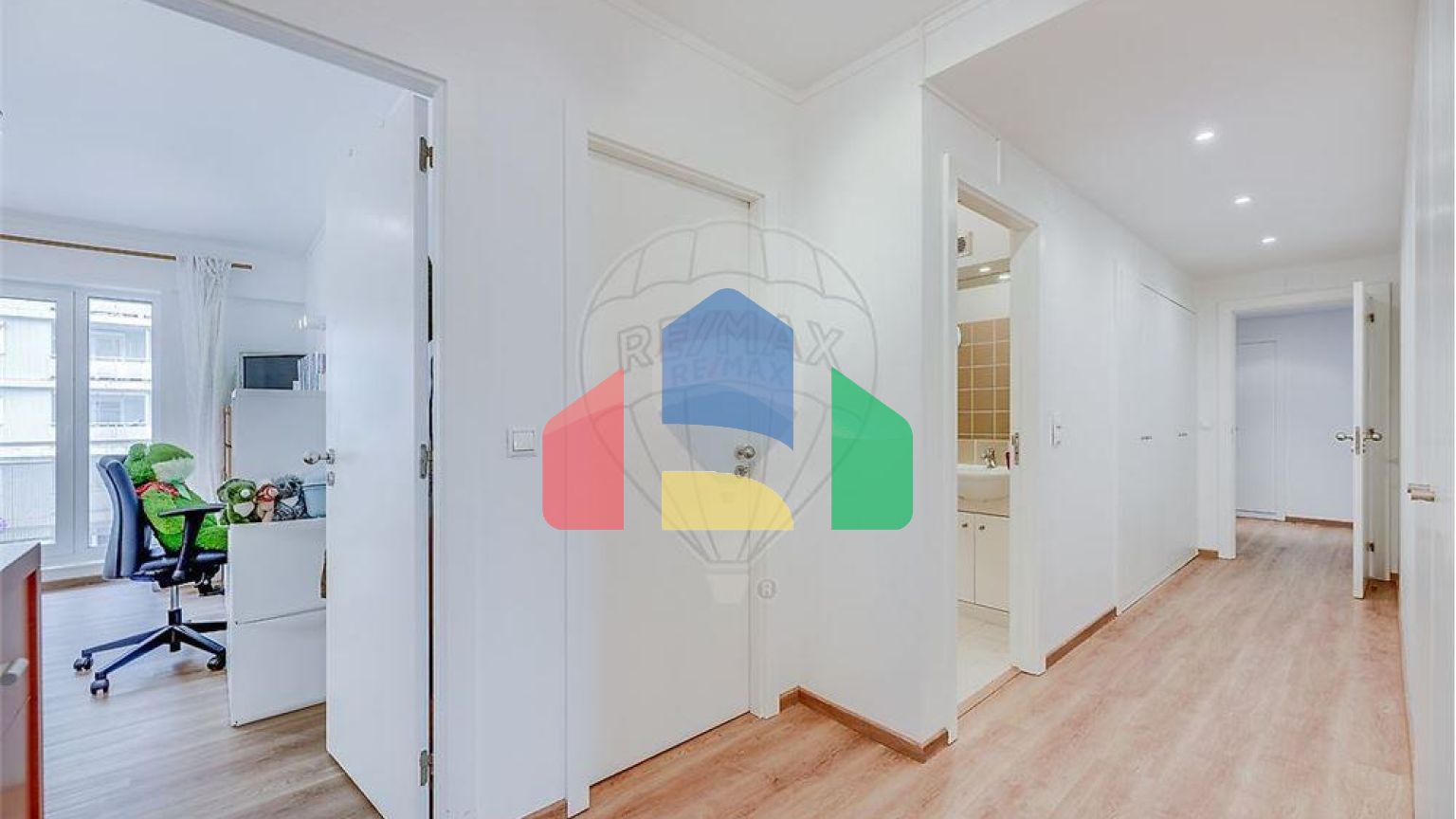 Residential - Condo/Apartment - T3 - Santa Clara, Lisbon - PT