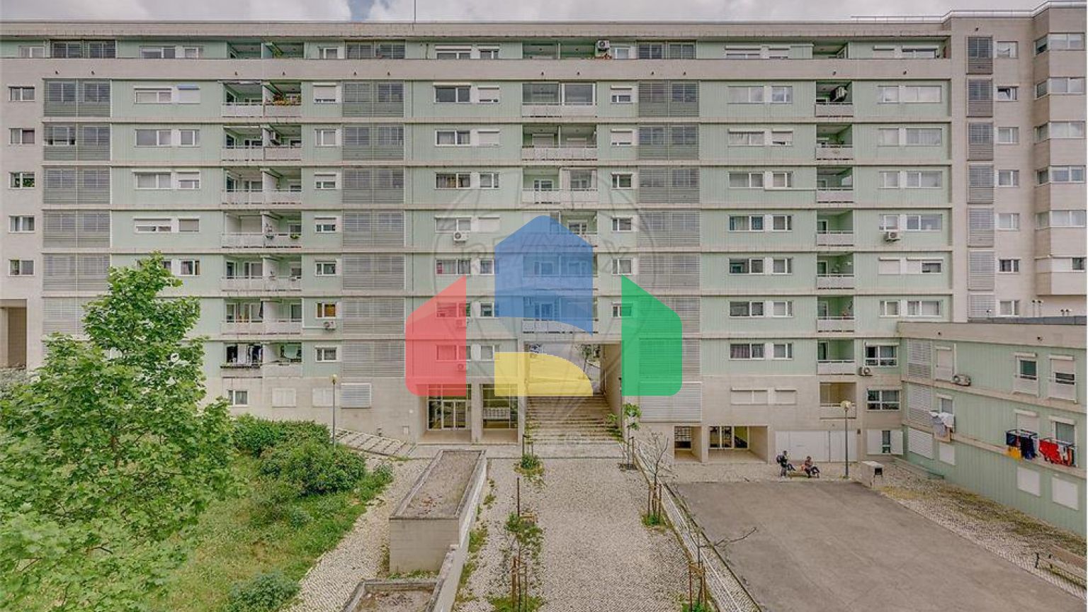 Residential - Condo/Apartment - T3 - Santa Clara, Lisbon - PT