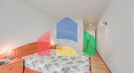 Residential - Condo/Apartment - T3 - Santa Clara, Lisbon - PT