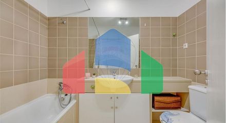 Residential - Condo/Apartment - T3 - Santa Clara, Lisbon - PT