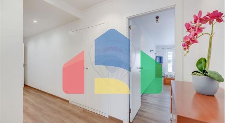 Residential - Condo/Apartment - T3 - Santa Clara, Lisbon - PT