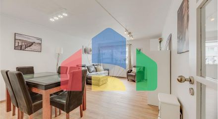 Residential - Condo/Apartment - T3 - Santa Clara, Lisbon - PT