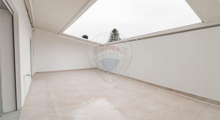 Residential - Condo/Apartment - T1 - Bougado (São Martinho e Santiago), Trofa - PT