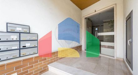 Residential - Condo/Apartment - T3 - Porto de Mós - São João Baptista e São Pedro, Porto de Mos - PT