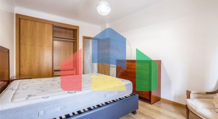 Residential - Condo/Apartment - T3 - Porto de Mós - São João Baptista e São Pedro, Porto de Mos - PT