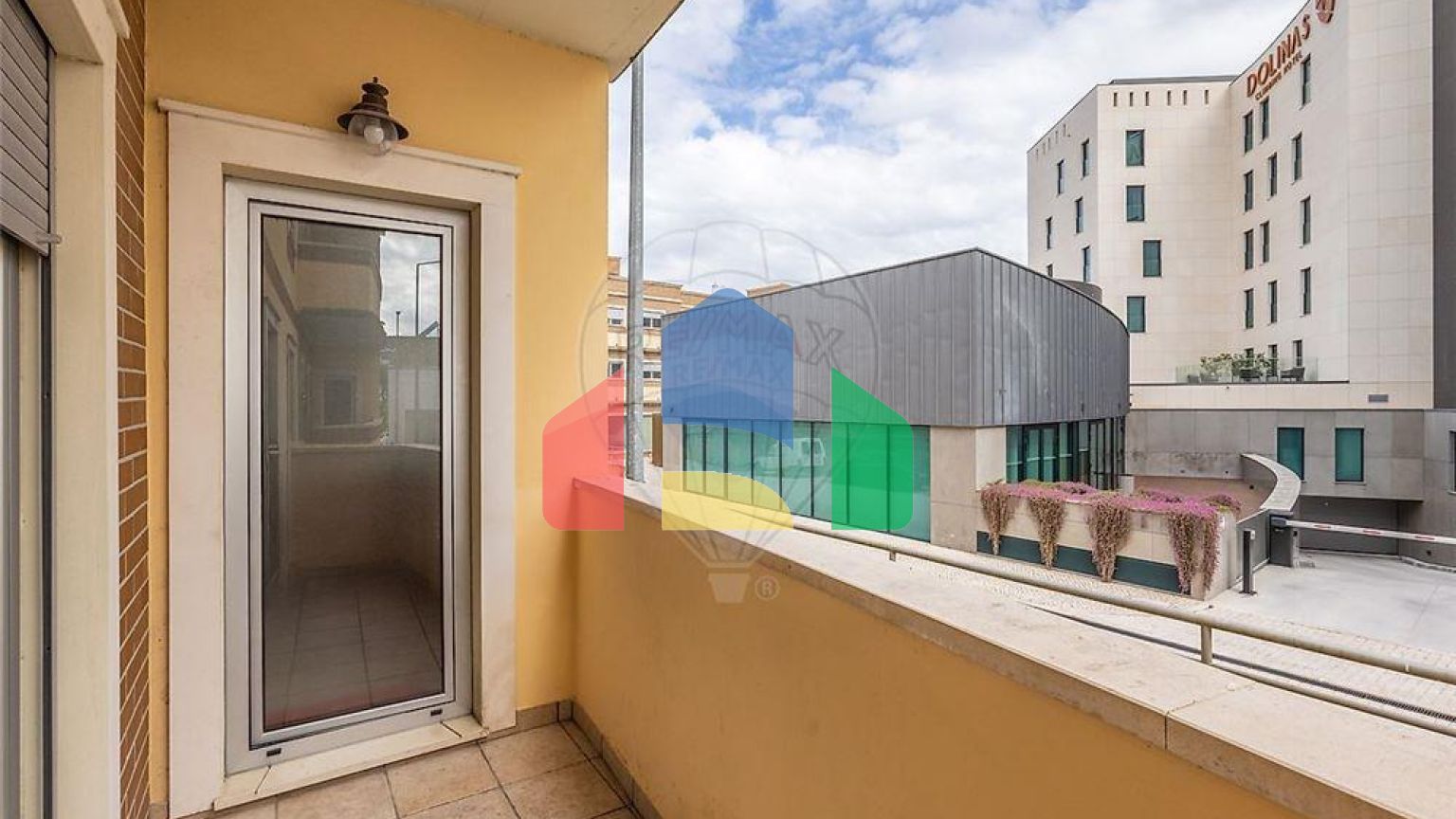 Residential - Condo/Apartment - T3 - Porto de Mós - São João Baptista e São Pedro, Porto de Mos - PT