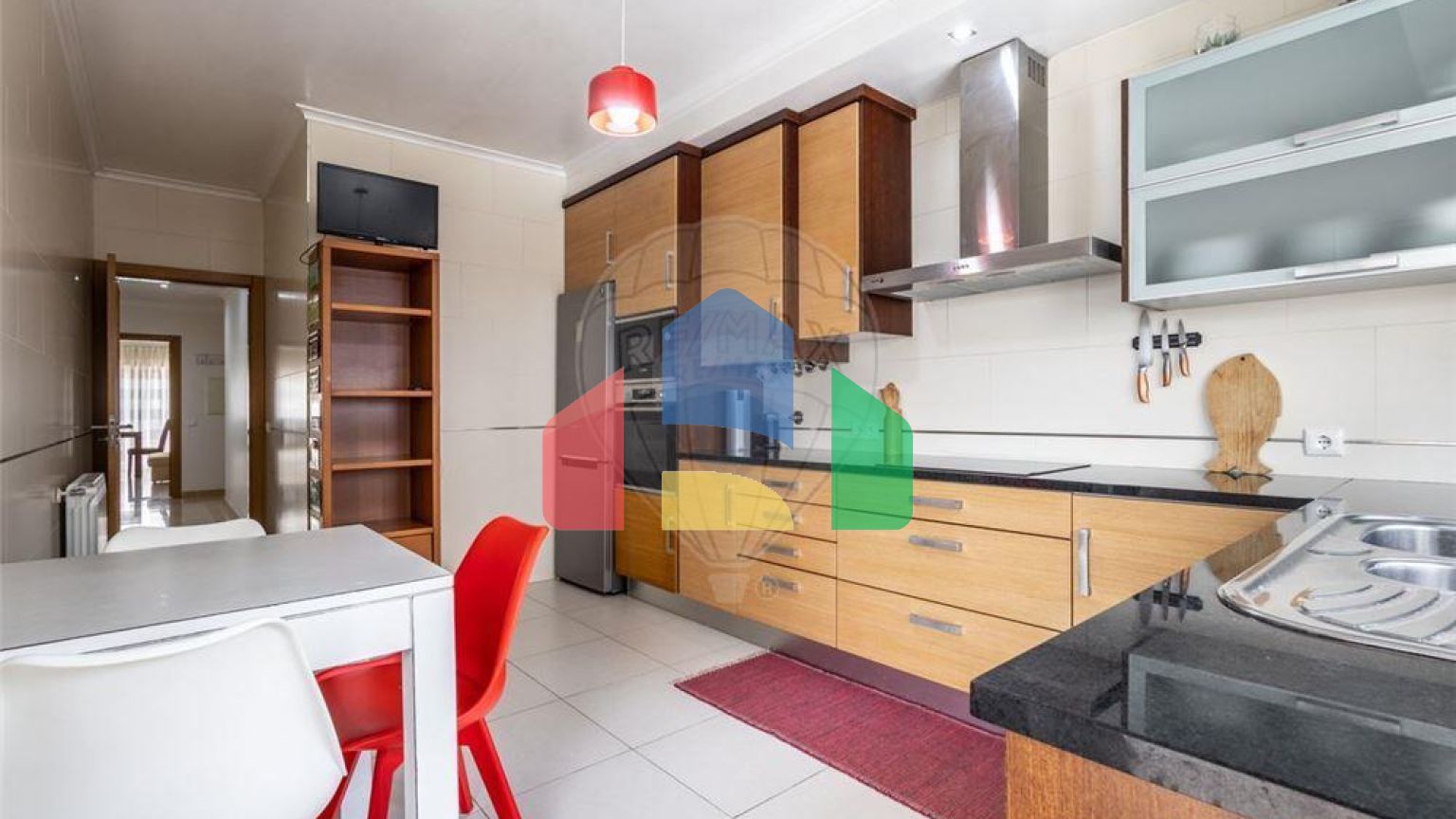 Residential - Condo/Apartment - T3 - Porto de Mós - São João Baptista e São Pedro, Porto de Mos - PT