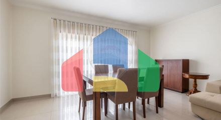 Residential - Condo/Apartment - T3 - Porto de Mós - São João Baptista e São Pedro, Porto de Mos - PT
