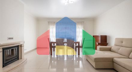 Residential - Condo/Apartment - T3 - Porto de Mós - São João Baptista e São Pedro, Porto de Mos - PT