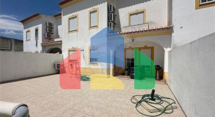 Residential - Single Family Home - T4 - Cuba, Cuba - PT