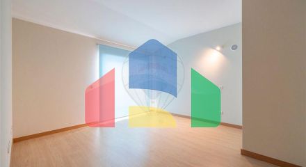 Residential - Condo/Apartment - T3 - Marrazes e Barosa, Leiria - PT