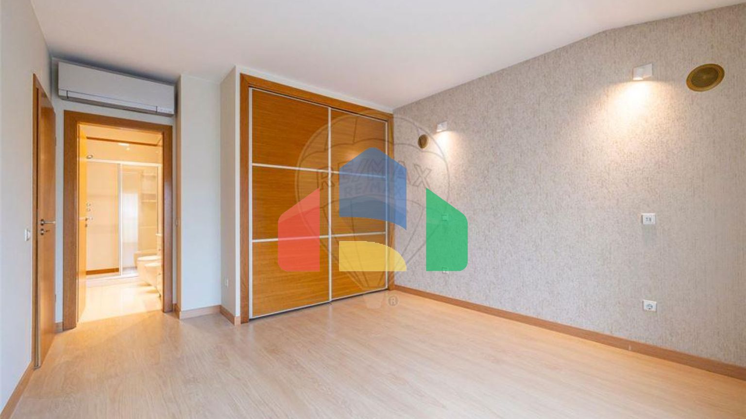 Residential - Condo/Apartment - T3 - Marrazes e Barosa, Leiria - PT