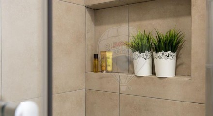 Residential - Condo/Apartment - T2 - Ajuda, Lisbon - PT
