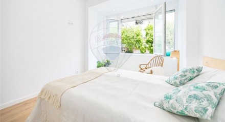 Residential - Condo/Apartment - T2 - Ajuda, Lisbon - PT