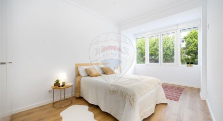 Residential - Condo/Apartment - T2 - Ajuda, Lisbon - PT
