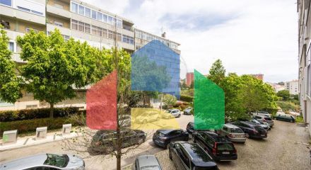 Residential - Condo/Apartment - T2 - Ajuda, Lisbon - PT