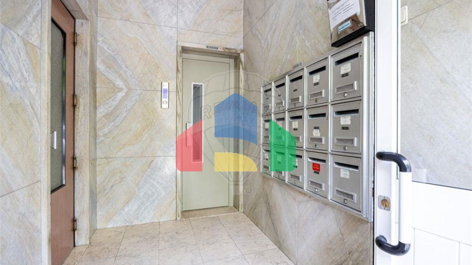 Residential - Condo/Apartment - T2 - Ajuda, Lisbon - PT